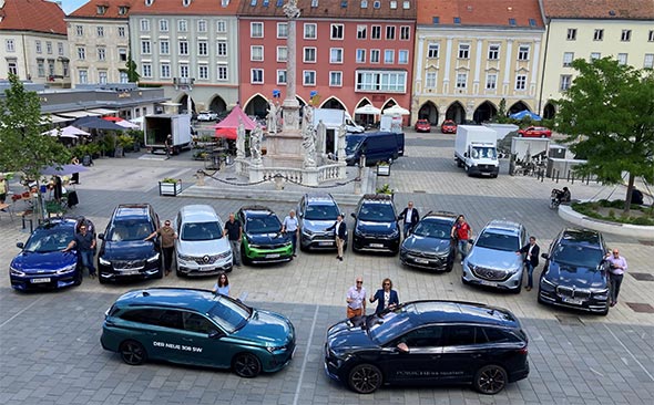 Gruppenfoto des Verein Automobilhandel Wiener Neustadt
